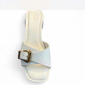 Giani Bernini Italian Vibe White Leather Sandals with Gold Buckle